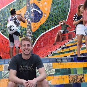 Meet your Posher, Elliot